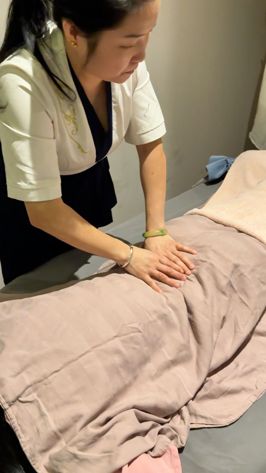 技师手法调理实拍
